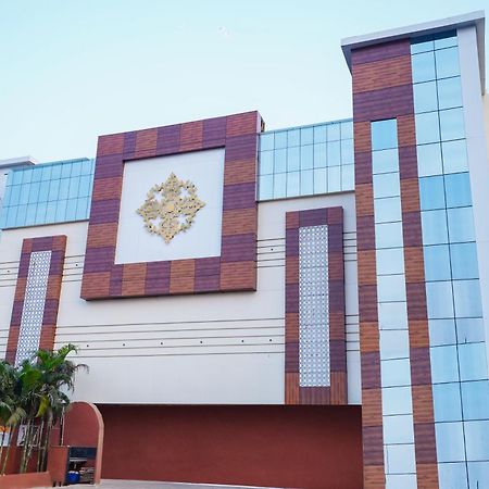 Hotel Middleton Nxt Bhubaneswar Buitenkant foto
